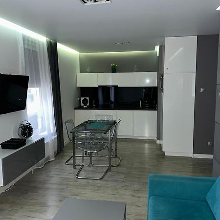 Apartament Shadow Grey Kołobrzeg Kültér fotó
